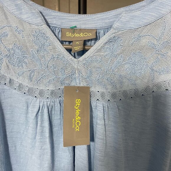 NWT Style&co Pale Hydrangea Lacy V-Neck Blouse with Long Sleeve PL - Picture 3 of 5